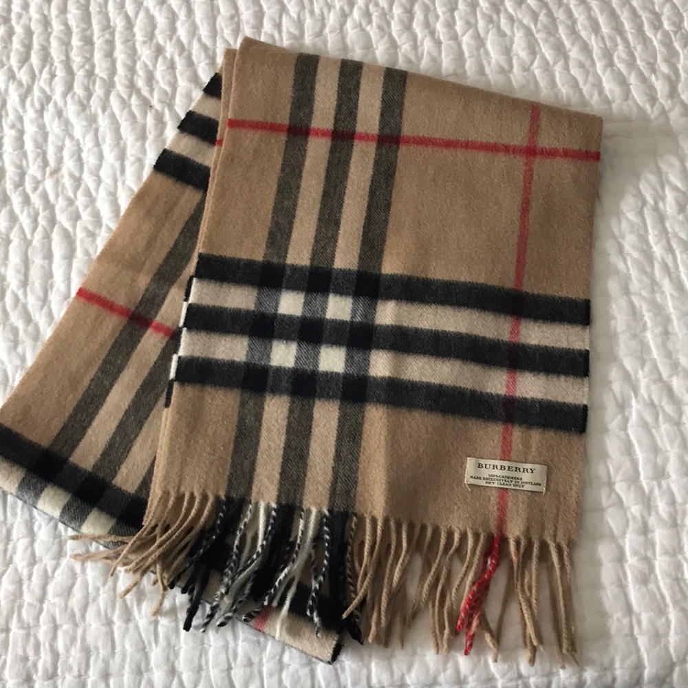 Authentic cashmere Burberry scarf